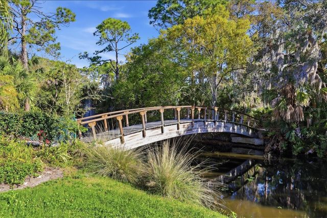 3361 CROSS CREEK DRIVE 3361, Sarasota, FL 34231