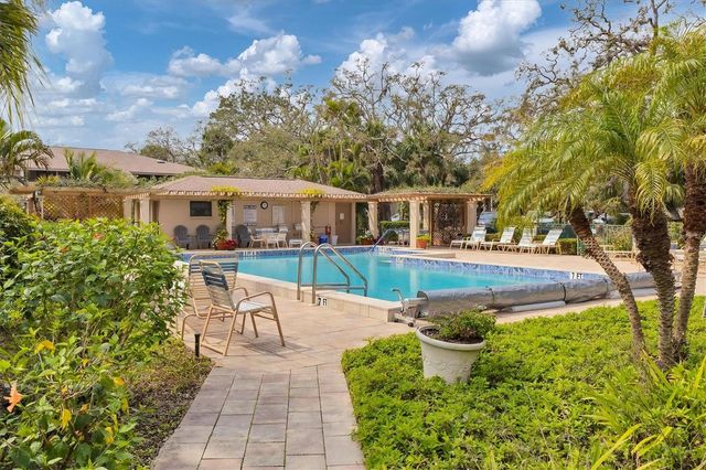 3361 CROSS CREEK DRIVE 3361, Sarasota, FL 34231