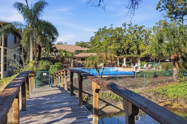 3361 CROSS CREEK DRIVE 3361, Sarasota, FL 34231