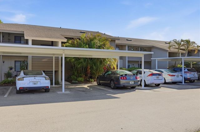 3361 CROSS CREEK DRIVE 3361, Sarasota, FL 34231