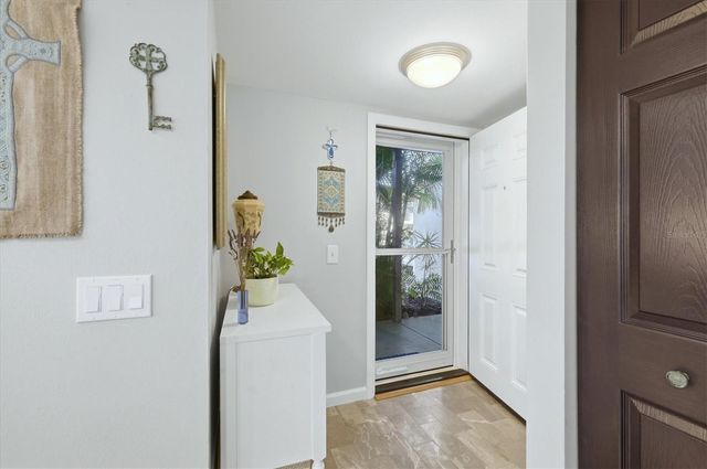 3361 CROSS CREEK DRIVE 3361, Sarasota, FL 34231