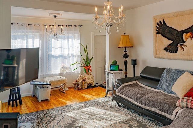 1 Rhodes, Saugus, MA 01906