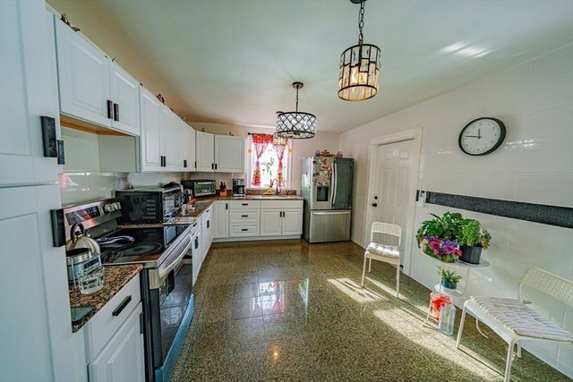 1 Rhodes, Saugus, MA 01906