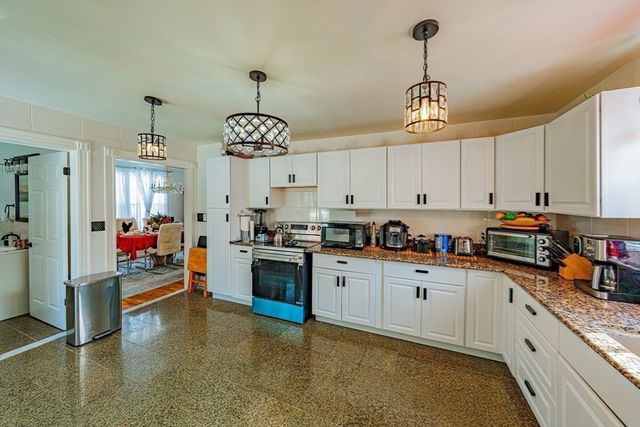 1 Rhodes, Saugus, MA 01906