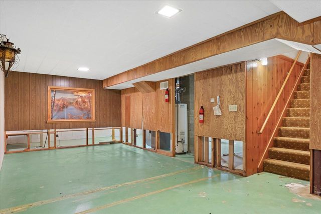 6986 N Ardara AVENUE, Glendale, WI 53209