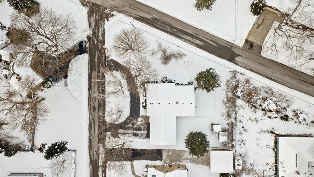 6986 N Ardara AVENUE, Glendale, WI 53209