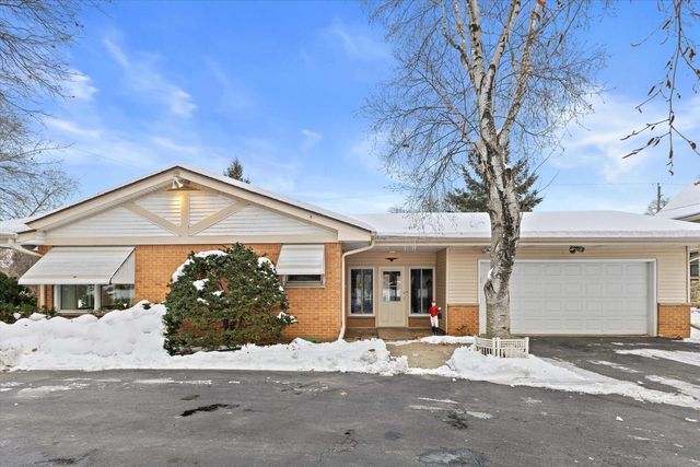 6986 N Ardara AVENUE, Glendale, WI 53209