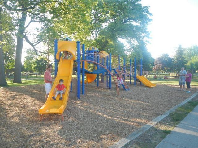 6986 N Ardara AVENUE, Glendale, WI 53209