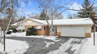 6986 N Ardara AVENUE, Glendale, WI 53209