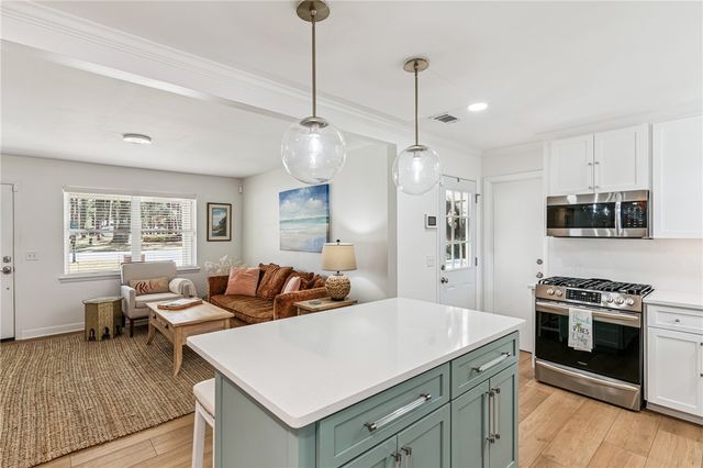 907 Mallery Street, St Simons Island, GA 31522