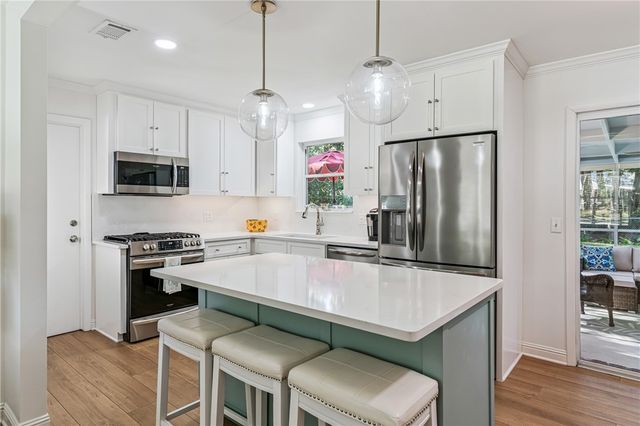 907 Mallery Street, St Simons Island, GA 31522