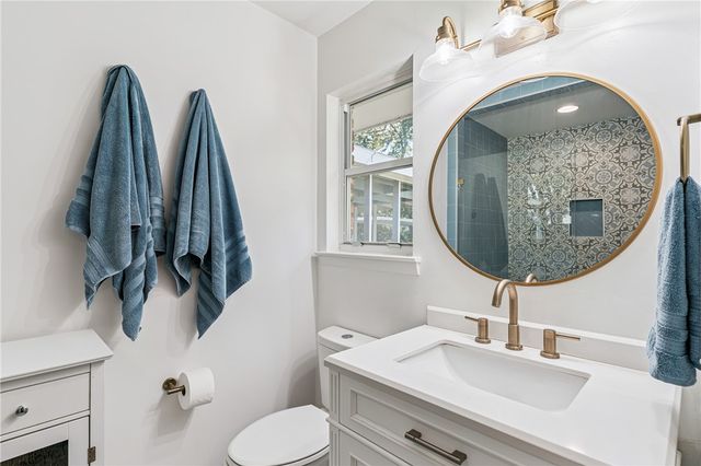 907 Mallery Street, St Simons Island, GA 31522