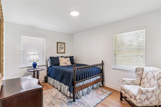 907 Mallery Street, St Simons Island, GA 31522