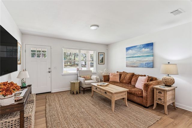 907 Mallery Street, St Simons Island, GA 31522