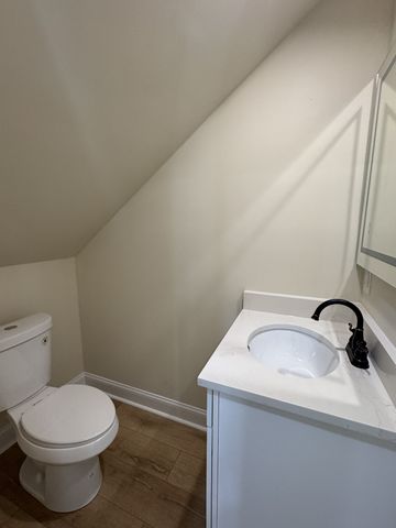 1909 Hermosa St, Nashville, TN 37208