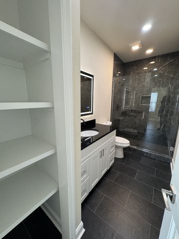 1909 Hermosa St, Nashville, TN 37208