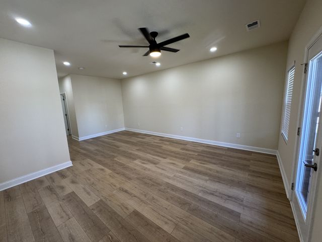 1909 Hermosa St, Nashville, TN 37208