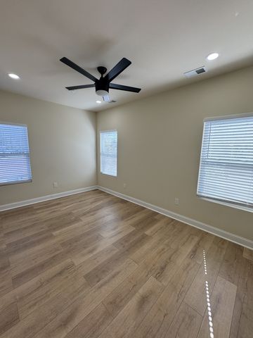 1909 Hermosa St, Nashville, TN 37208