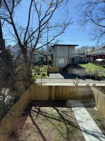 1909 Hermosa St, Nashville, TN 37208