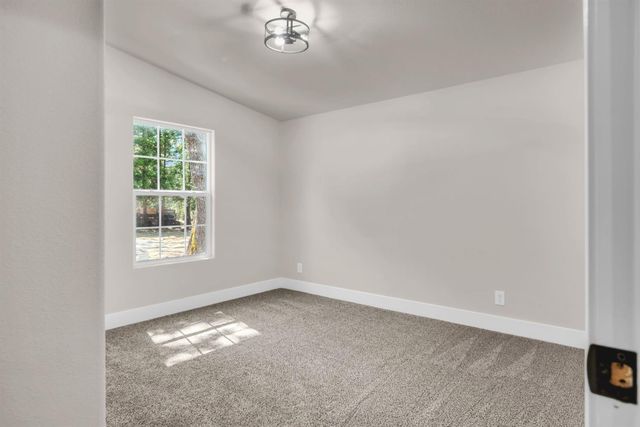 7071 Perry Creek Rd, Somerset, CA 95684