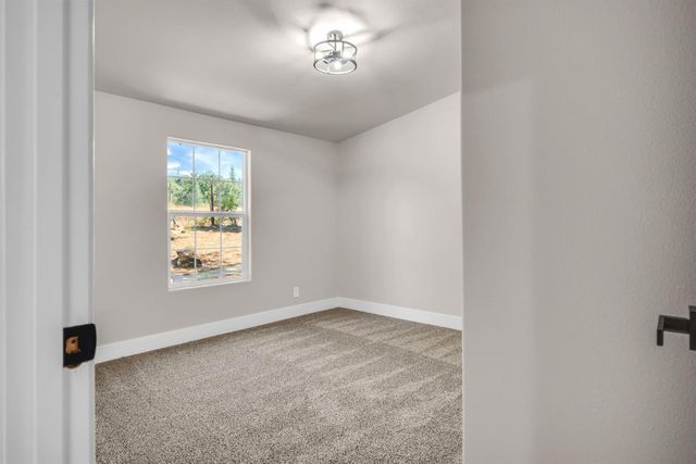 7071 Perry Creek Rd, Somerset, CA 95684