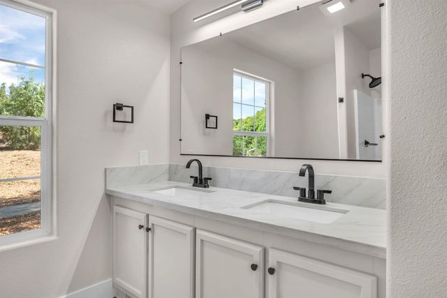 7071 Perry Creek Rd, Somerset, CA 95684