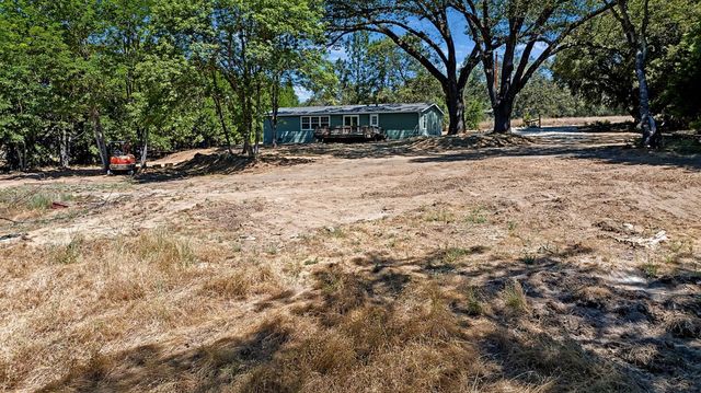 7071 Perry Creek Rd, Somerset, CA 95684