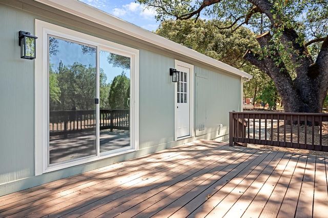 7071 Perry Creek Rd, Somerset, CA 95684