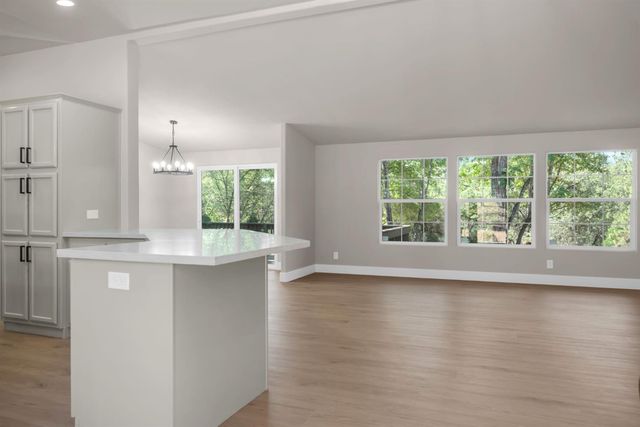 7071 Perry Creek Rd, Somerset, CA 95684