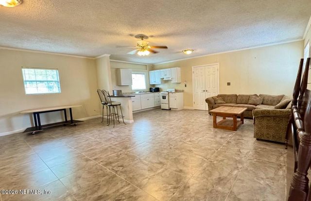 5557 FLORAL Avenue, Jacksonville, FL 32211