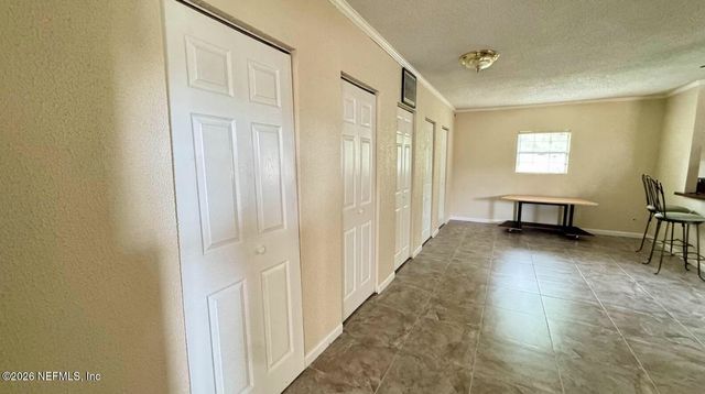 5557 FLORAL Avenue, Jacksonville, FL 32211