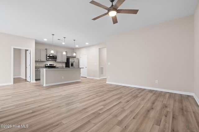 1608 Godney Court SE, Bolivia, NC 28422