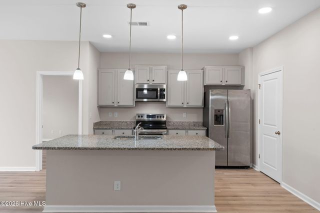 1608 Godney Court SE, Bolivia, NC 28422