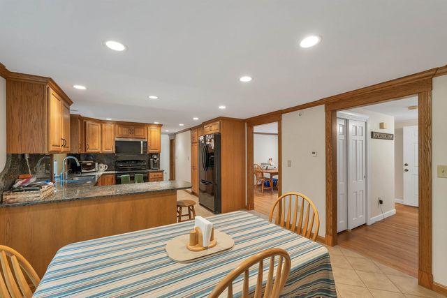 24 Ridgewood Drive, Bow, NH 03304