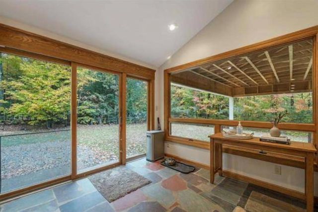 24 Ridgewood Drive, Bow, NH 03304