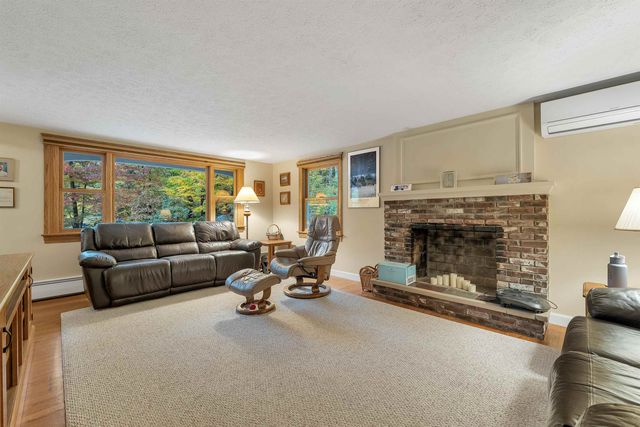 24 Ridgewood Drive, Bow, NH 03304