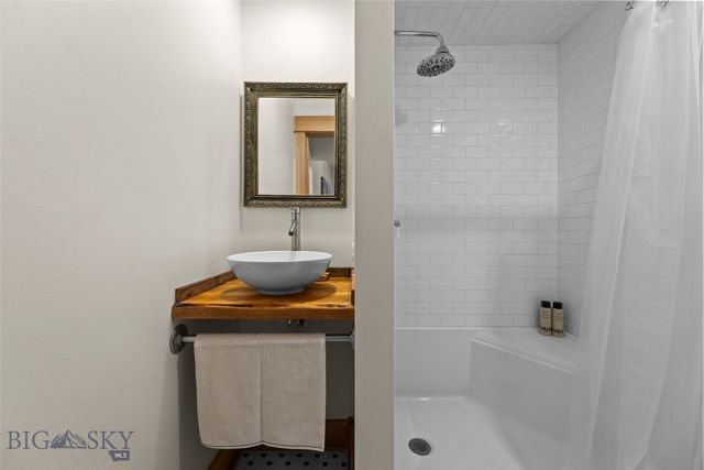 802 Missoula Avenue, Belgrade, MT 59714
