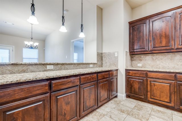 229 Dakota Drive, Waxahachie, TX 75167