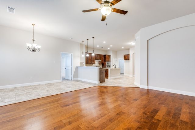 229 Dakota Drive, Waxahachie, TX 75167