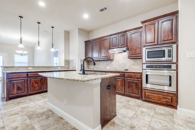 229 Dakota Drive, Waxahachie, TX 75167