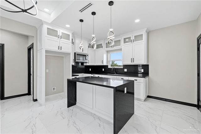 3568 Satelite Street, Edinburg, TX 78542