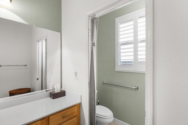 24 Grantley Pl, Sacramento, CA 95835