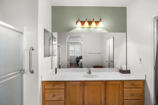 24 Grantley Pl, Sacramento, CA 95835