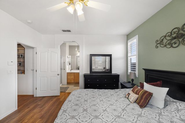 24 Grantley Pl, Sacramento, CA 95835