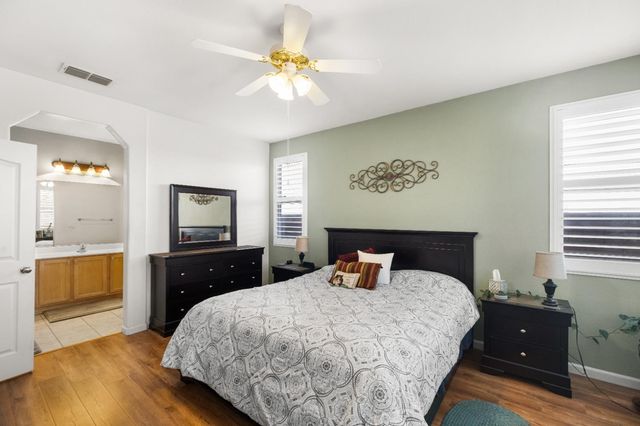 24 Grantley Pl, Sacramento, CA 95835