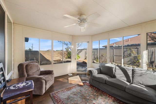 24 Grantley Pl, Sacramento, CA 95835