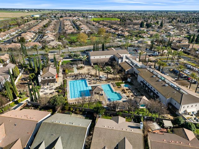 24 Grantley Pl, Sacramento, CA 95835