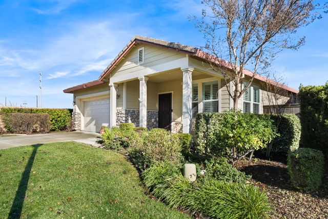24 Grantley Pl, Sacramento, CA 95835