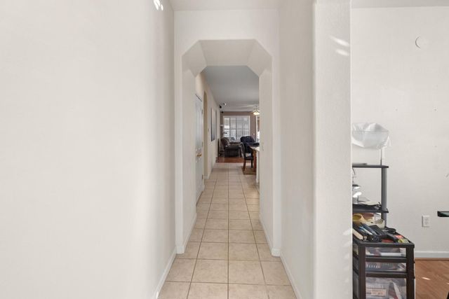 24 Grantley Pl, Sacramento, CA 95835