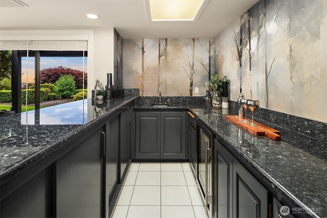 6613 136th Place SW, Edmonds, WA 98026